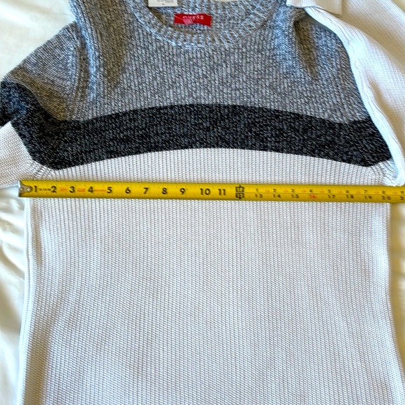 GUESS Men’s Color-Block Cotton Crew Neck Pullover Sweater Sz L - Picture 8 of 8